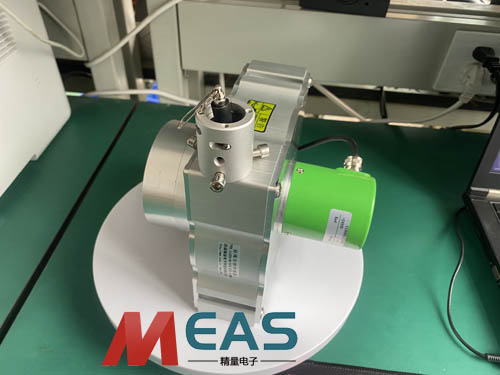 拉線位移編碼器拉出量應(yīng)在其有效長(zhǎng)度范圍內(nèi)工作