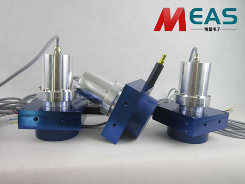 拉繩位移編碼器將設備的位移信息準確無誤地轉化為控制系統(tǒng)